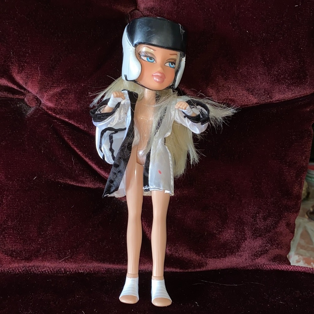 Bratz Play Sportz Xtreme - Cloe Kick Boxing